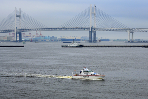 横浜水上警察署の警備艇「神６ みうら」