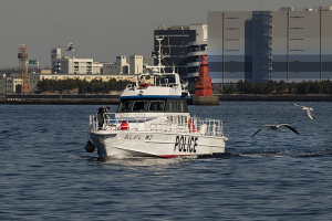 神奈川県警横浜水上警察署の警備艇「神２ あしがら」