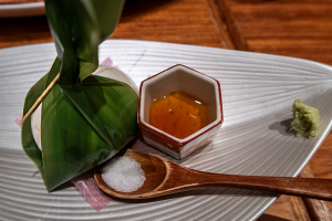 音音名物 ふんわり笹餅豆冨