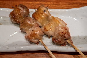 地鶏大和肉鶏もも串