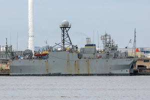 米海軍のヴィクトリアス級音響測定艦「ヴィクトリアス　USNS Victorious （T-AGOS-19）」