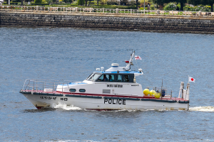 横浜水上警察署の警備艇「神８ はやかぜ」