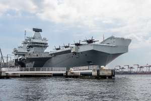 英海軍最大級の航空母艦「プリンス・オブ・ウェールズ(HMS Prince of Wales, R09)」 英海軍最大級の航空母艦「プリンス・オブ・ウェールズ(HMS Prince of Wales, R09)」