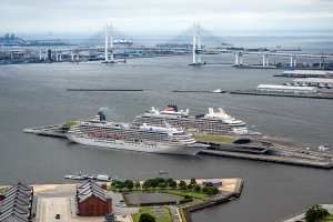 横浜ベイブリッジ